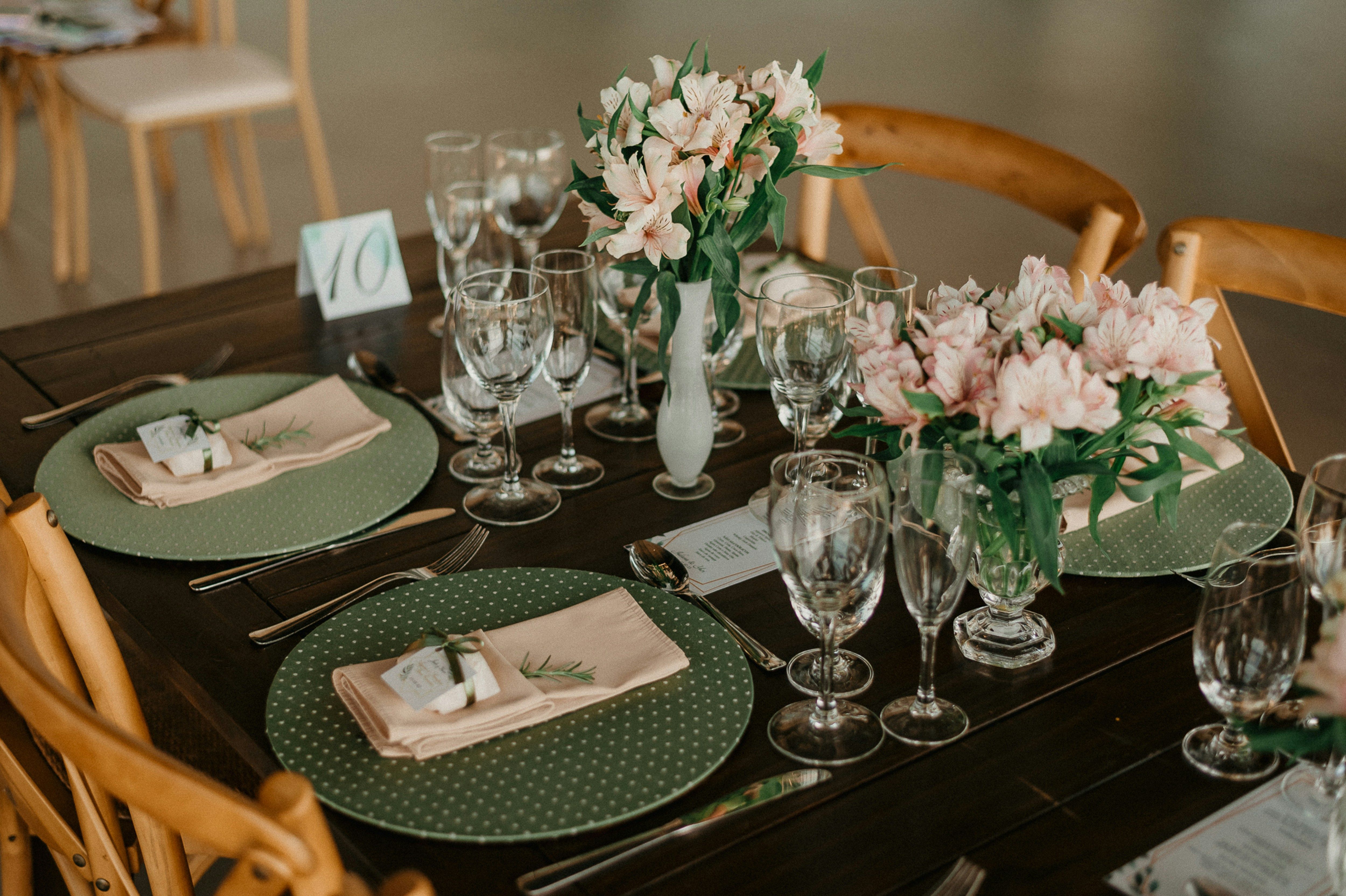 15 Dakikada Misafir Ağırlamaya Hazır Sofra Tüyoları