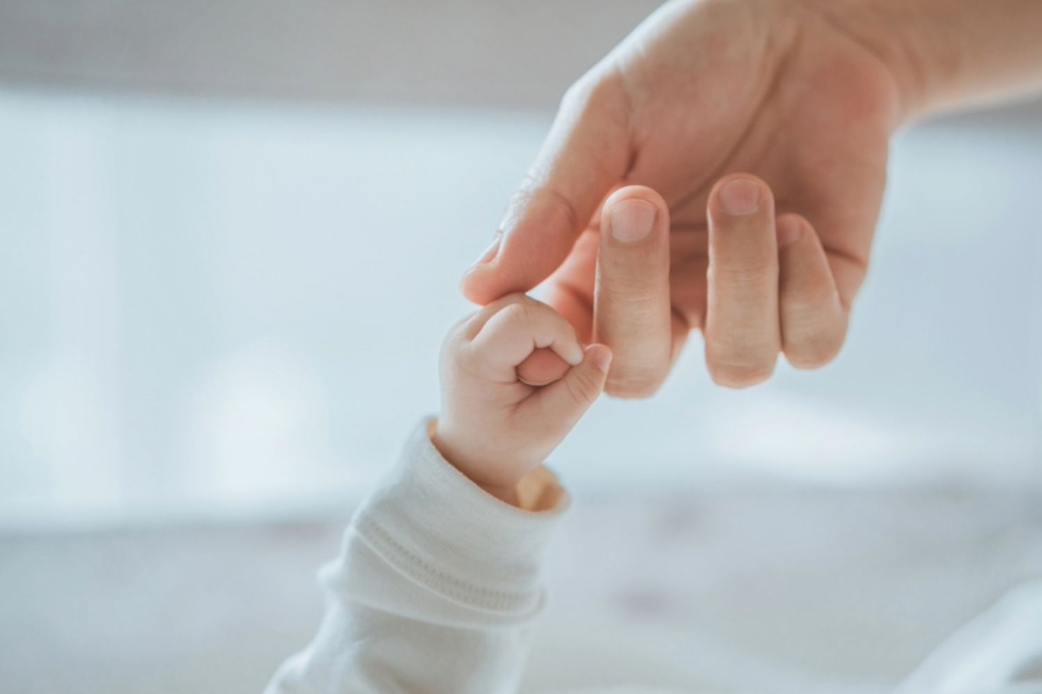 Bebekler Ne Zaman Kendi Odasında Yatmalı? Yatakları Nasıl Olmalı?