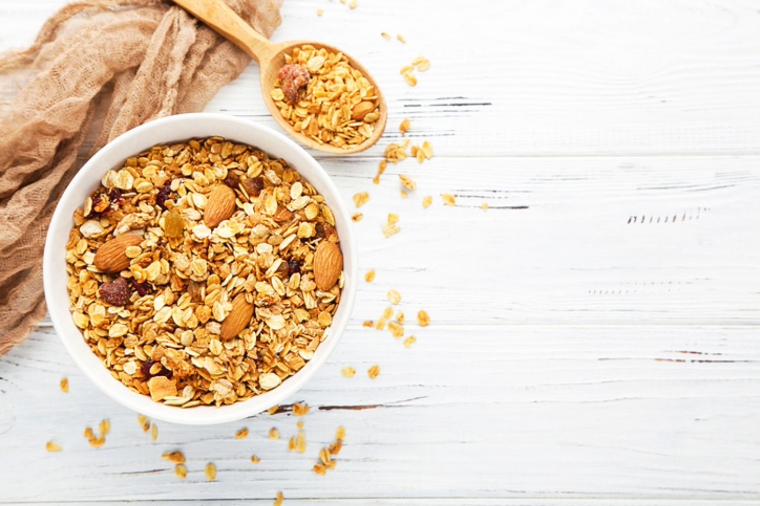 Evde Kolay ve Lezzetli Granola Tarifi