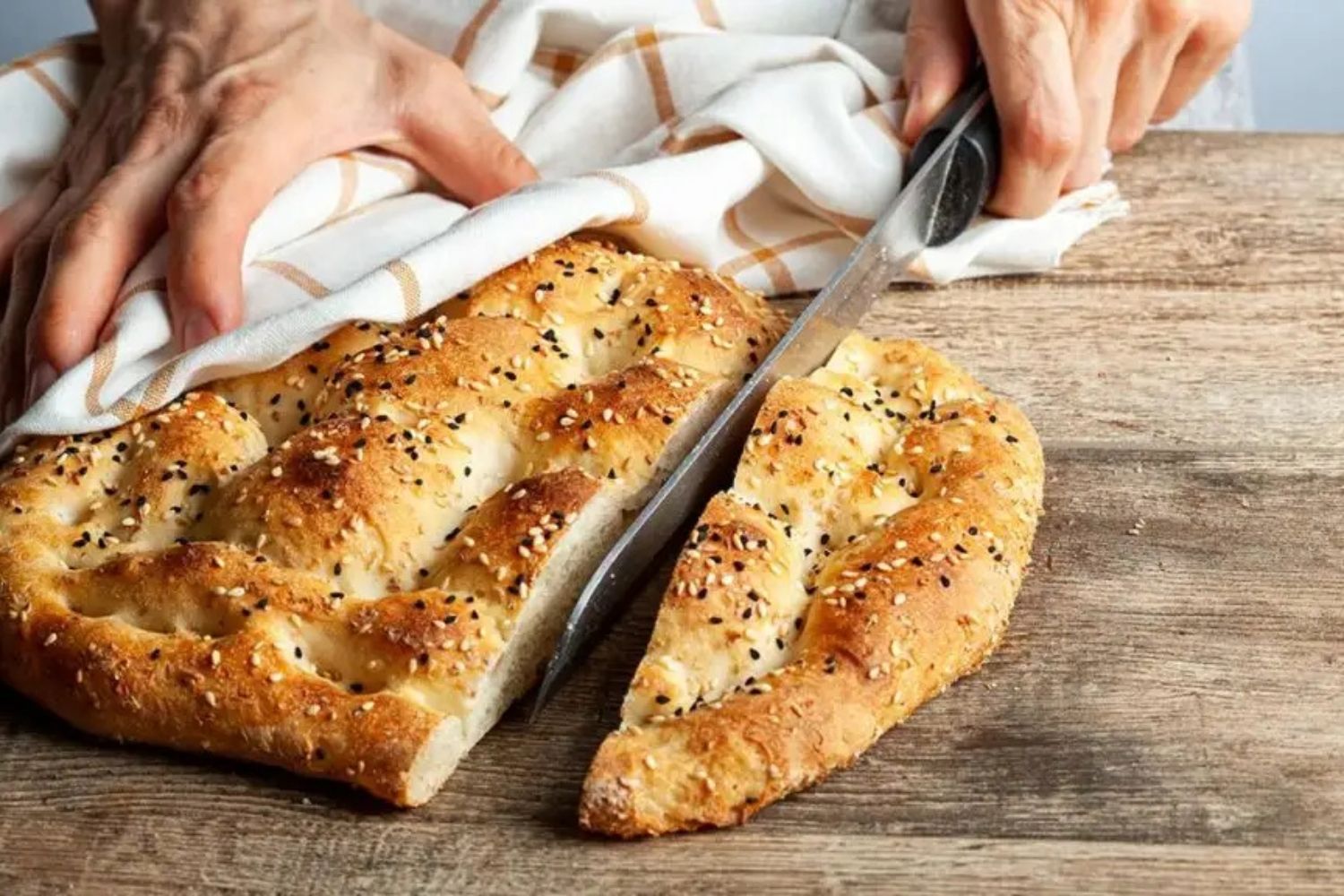 Ramazan Tarifleri; Evde Ramazan Pidesi Tarifi