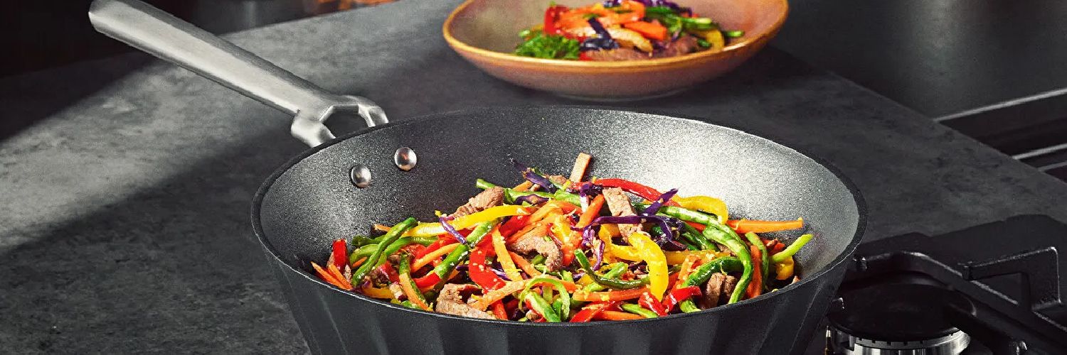 Karaca Wok Tava ile Uzak Doğu Mutfağı: Hızlı Sebze Sotesi Tarifleri