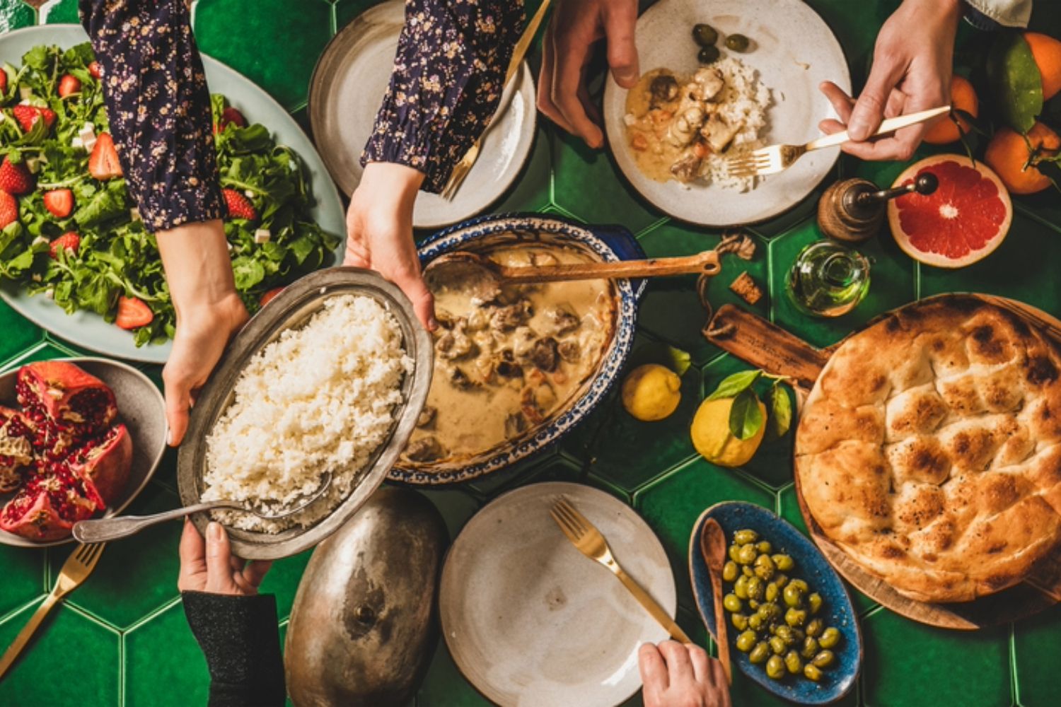 Yemek Takımı Tabak İsimleri ve Çeşitleri: Hangi Tabak Hangi Yemek İçin?